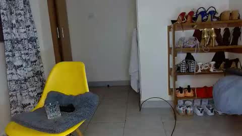 becky online show from December 4, 4:50 pm