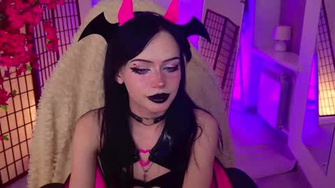 Diva online show from February 20, 8:55 pm