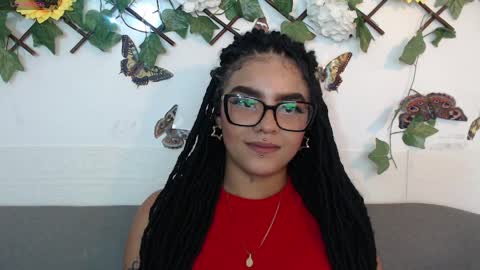 dark_flama online show from April 24, 12:34 am