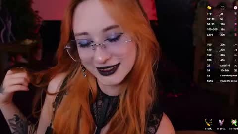 Lola online show from July 26, 5:43 pm