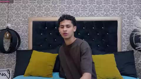 dark_sultan online show from March 6, 8:08 pm