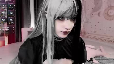 Vamp  online show from March 8, 3:13 pm