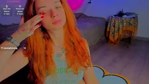 Snapshot of darklilixxx chatting on October 21, 6:00 pm darklilixxx online show from October 21, 6:00 pm