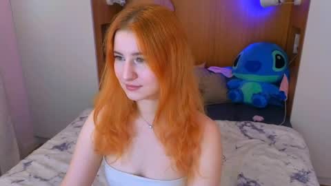 darkmoon____ online show from May 4, 11:28 am