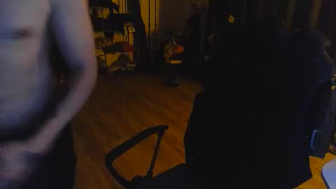 darknovelclown online show from March 17, 6:13 pm