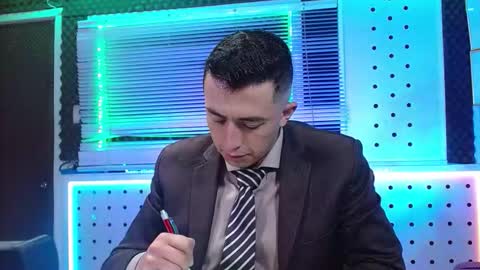 DARKO0717 online show from February 20, 11:56 am