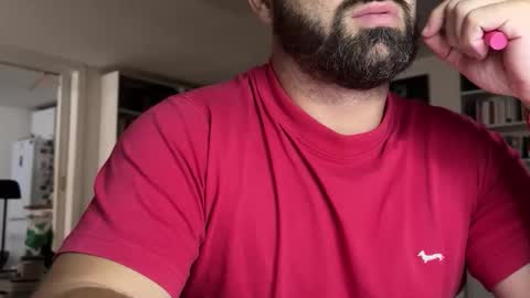 Snapshot of darko_23 chatting on October 2, 6:23 am darko_23 online show from October 2, 6:23 am