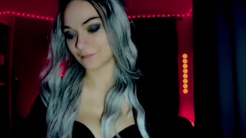 roseredgoddess online show from April 25, 3:41 am