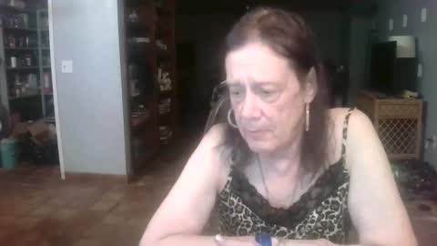 darla_darling1222101 online show from February 25, 4:38 am