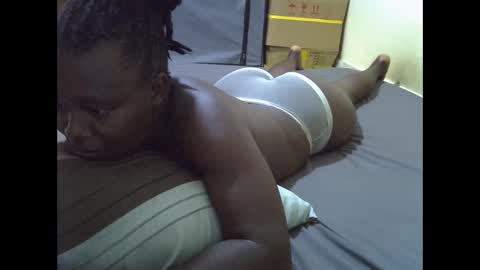 darling_ella online show from December 21, 4:24 pm