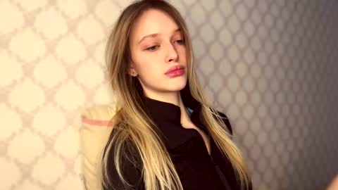 D online show from February 27, 5:33 am