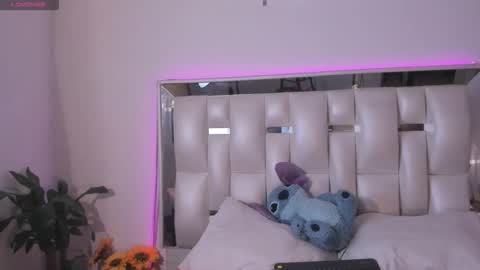 darlyn_tenderhot__ online show from February 17, 4:50 pm