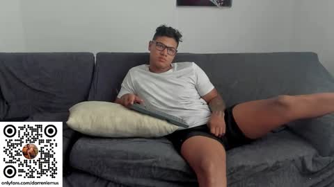 Darren lemus online show from November 18, 7:50 pm