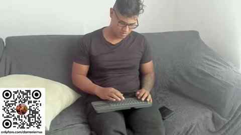 Darren lemus online show from November 29, 5:20 pm