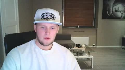 Snapshot of dartanjanas chatting on September 26, 8:06 pm Dario online show from September 26, 8:06 pm