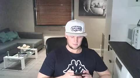 Snapshot of dartanjanas chatting on September 8, 6:51 pm Dario online show from September 8, 6:51 pm