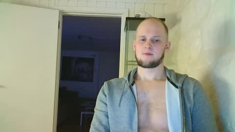 Snapshot of dartanjanas chatting on February 1, 8:26 pm Dario online show from February 1, 8:26 pm