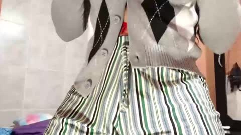 darwin_x online show from September 12, 11:56 am