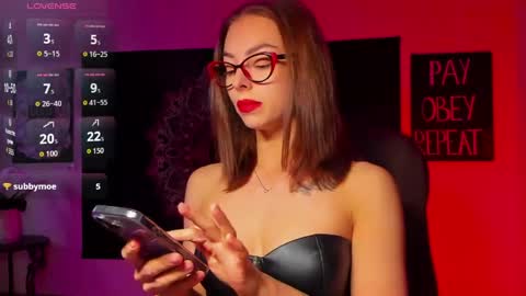 daryakeyy online show from May 11, 7:59 am