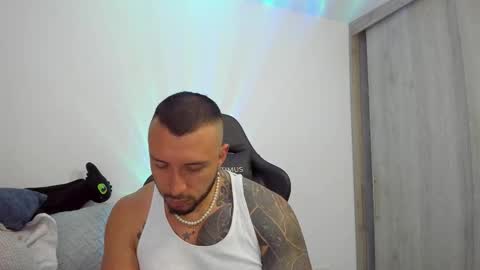 DAVE MAX online show from October 28, 12:00 am