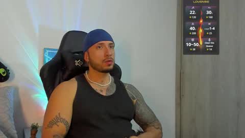 DAVE MAX online show from October 22, 2:04 am