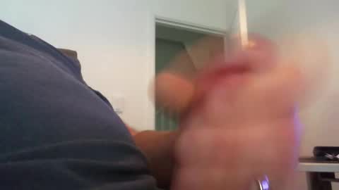 Snapshot of davesu12345 chatting on October 12, 6:39 am davesu12345 online show from October 12, 6:39 am