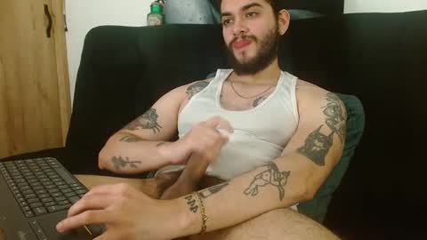 Twitter davidsanctum online show from October 25, 10:43 pm