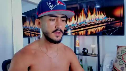 Hey im David that loves to explore and speak their fantasies. Very open talktative and nice. Feel free to chat with me online show from July 12, 11:46 am