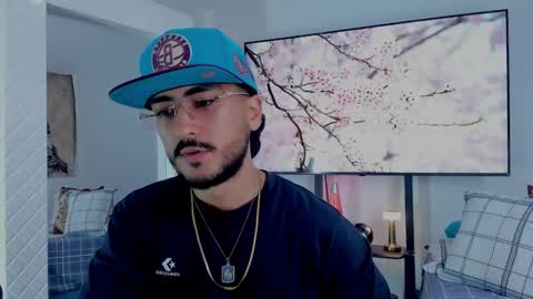 Hey im David that loves to explore and speak their fantasies. Very open talktative and nice. Feel free to chat with me online show from March 18, 6:36 pm