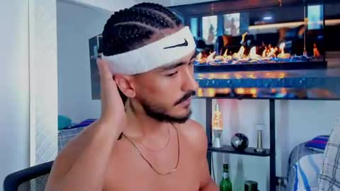 Hey im David that loves to explore and speak their fantasies. Very open talktative and nice. Feel free to chat with me online show from July 3, 11:26 am