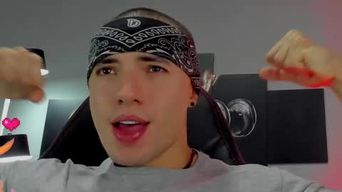 David Jons online show from February 14, 4:09 pm