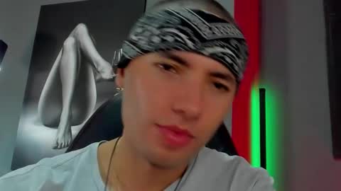 David Jons online show from November 13, 10:56 pm