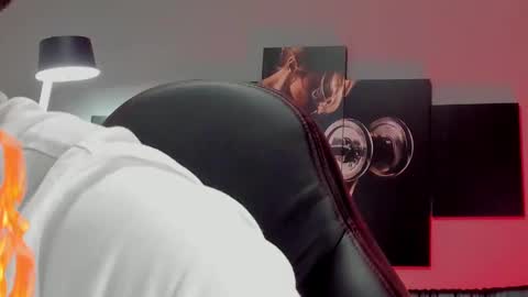 David Jons online show from January 25, 12:27 am