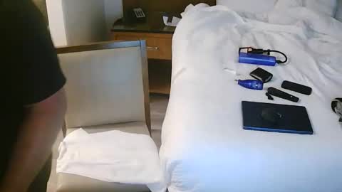 davidakafluffhorny4you online show from March 11, 7:44 am