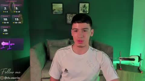 David Osorio online show from June 10, 8:29 pm