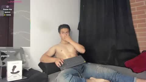 davidx_x21 online show from June 24, 8:32 am