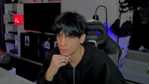 davis online show from February 2, 6:32 am