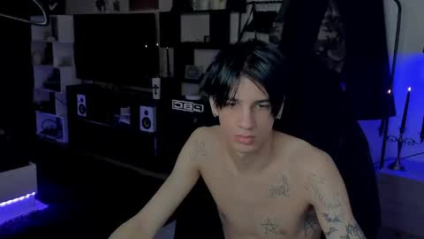 davis online show from June 8, 1:56 pm