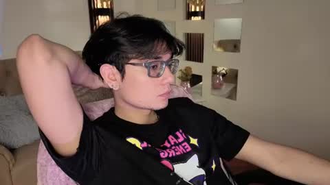 davoxer online show from June 19, 3:23 am
