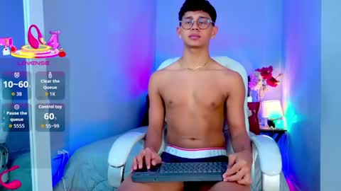 dawn_16 online show from June 15, 8:23 pm