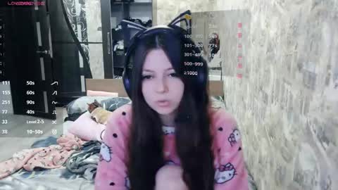 Alice online show from November 26, 8:11 am