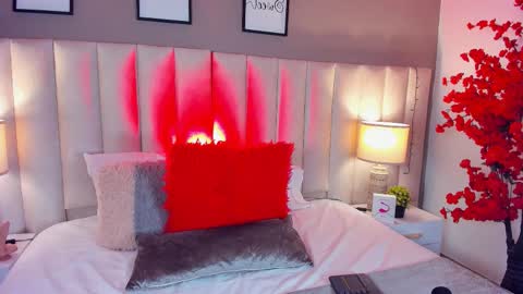 dayanne1 online show from November 12, 11:29 pm