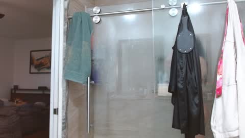 Dazey online show from December 22, 2:49 pm