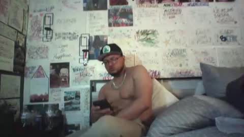 dbeamon92 online show from April 30, 11:09 pm