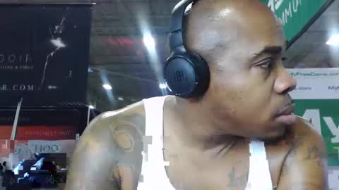 DCrush online show from December 7, 10:12 pm