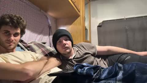 deafguyproud69 online show from March 13, 12:36 am