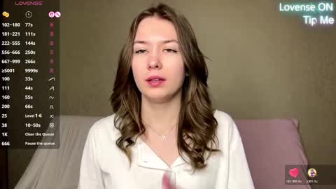 Elsa online show from February 23, 1:13 pm