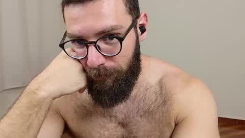 Snapshot of deanlek chatting on October 30, 8:20 pm Dean online show from October 30, 8:20 pm