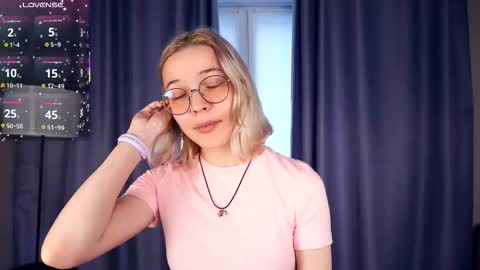 Charlie 18yo online show from November 1, 5:28 am