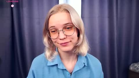 Charlie 18yo online show from October 13, 5:31 am